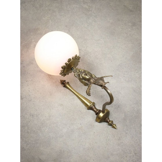 Image 1 of Paar vintage Italiaanse figuratieve messing wandlampen