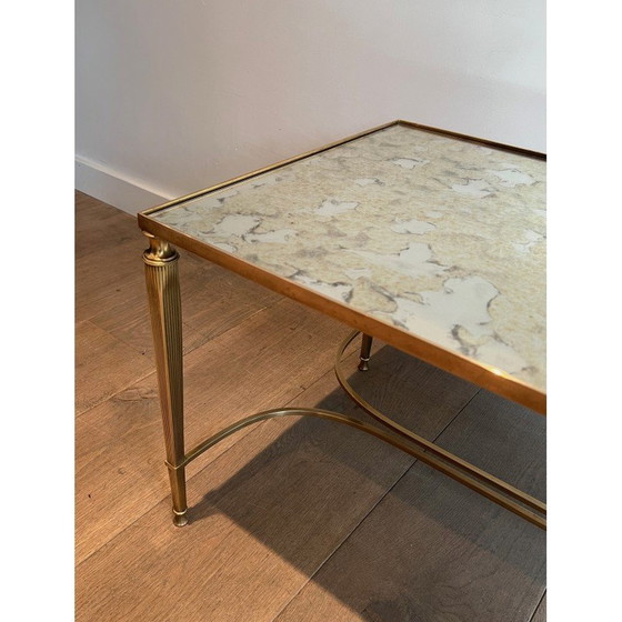 Image 1 of Koperen salontafel in neoklassieke stijl met faux-antiques spiegelblad. Frans werk door Maison Jansen. Circa 1940