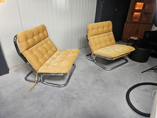 2x buisframe fauteuils, oker geel, opnieuw bekleed