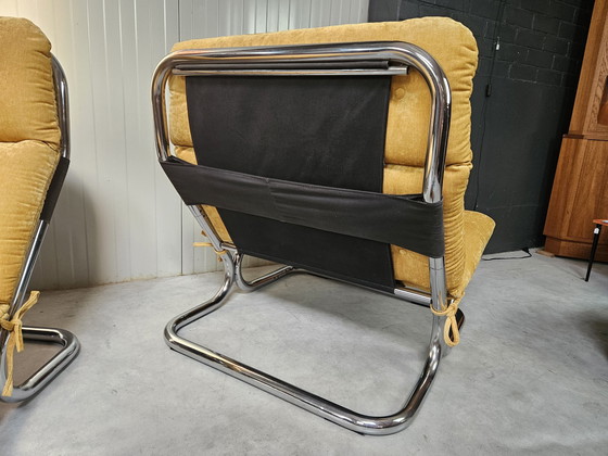 Image 1 of 2x buisframe fauteuils, oker geel, opnieuw bekleed