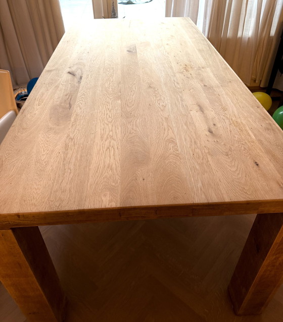 Image 1 of Massief Houten Eettafel Voor Zes