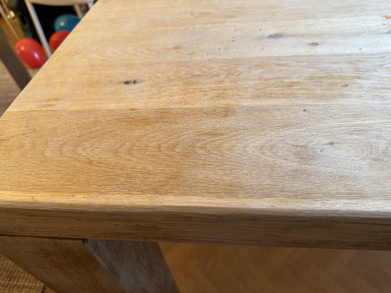 Image 1 of Massief Houten Eettafel Voor Zes