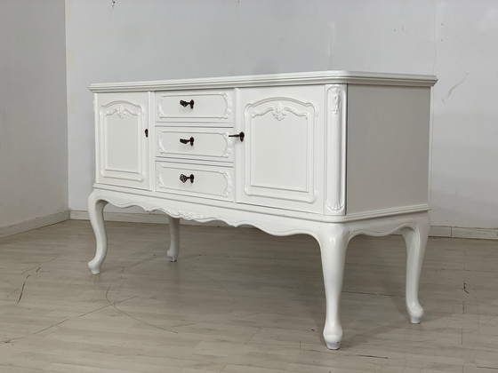 Image 1 of Witte chippendale buffetkast ladekast vintage