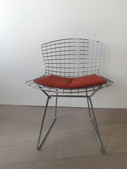 4 Knoll Bertoia bijzetstoelen