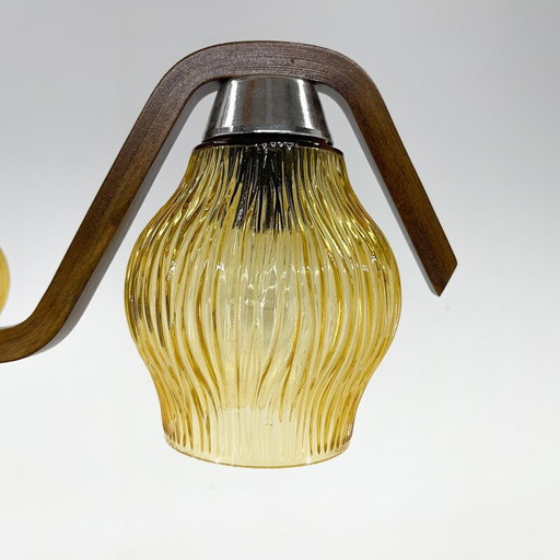 Mid Century kroonluchter van hout en glas van Dřevo Humpolec, Tsjecho-Slowakije 1960