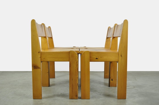 Image 1 of Houtwerk Hattem / Massief grenen Brutalistische Eettafel Stoelen / Ate Van Apeldoorn / 1970S Nederland
