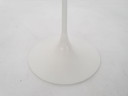 Marmeren ronde bijzettafel van Eero Saarinen voor Knoll International, V.S. 1950