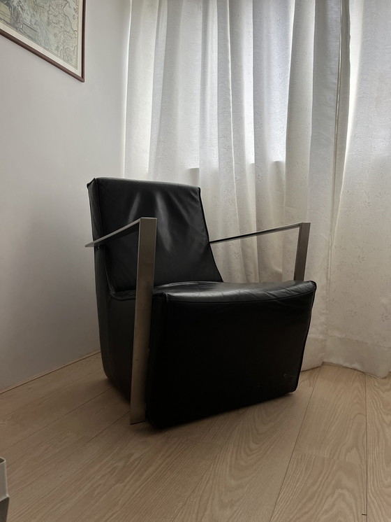 Image 1 of Stoer Maar Fijne Leren Zwarte Fauteuil