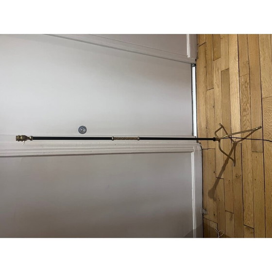 Image 1 of Vintage driepoot vloerlamp van zwart gelakt metaal en messing, jaren 1950