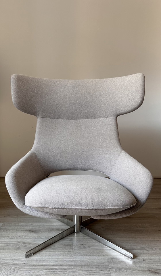 Image 1 of Artifort Kalm design fauteuil 