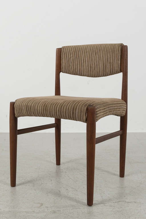 4x vintage eetkamerstoelen