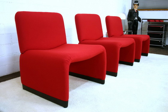 Image 1 of 1 van 3 Italiaanse Mid Century Lounge Fauteuils, nieuwe hoes