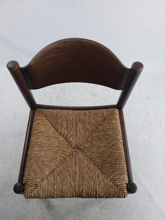 Image 1 of 6 X 1970'S Houten Eetkamerstoelen Met Biezen Zitting. 