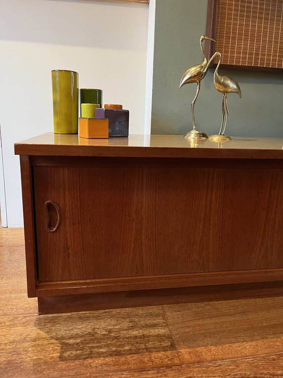 Image 1 of Vintage teakhouten dressoir 