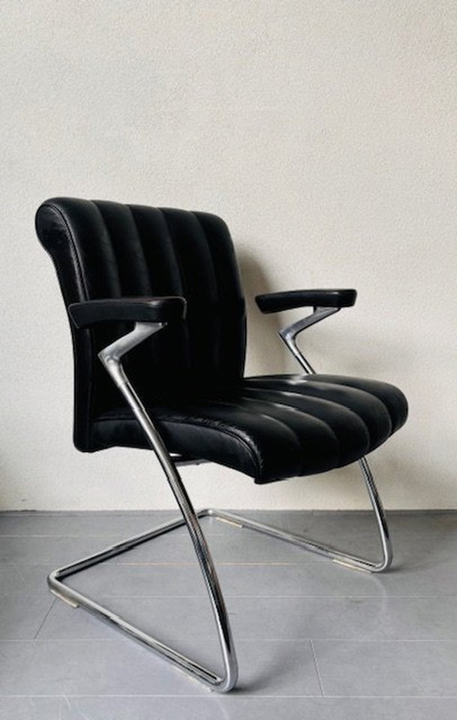 Walter Knoll Art Collection Armchair