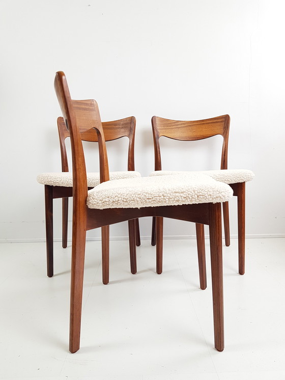 Image 1 of 3 Deense design palissander stoelen eettafel eetkamer 