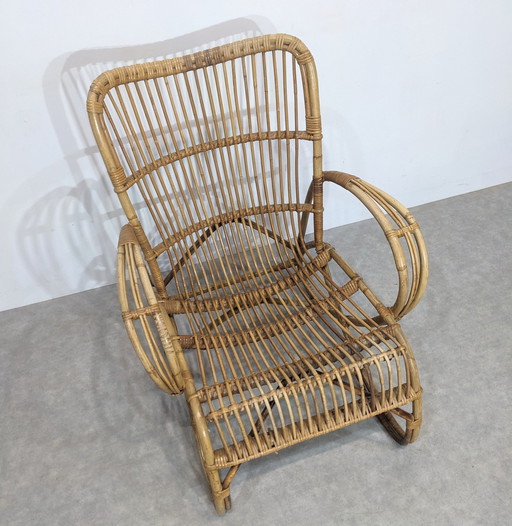 Fauteuil van rotan en bamboe.