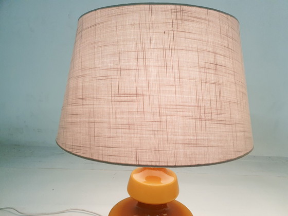 Image 1 of Set van twee Mid Century Gele Glazen Tafellampen, België 1960'S