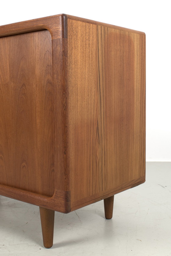 Image 1 of Vintage Dyrlund dressoir