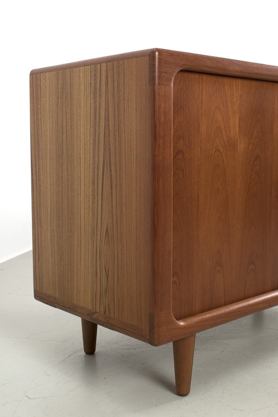 Image 1 of Vintage Dyrlund dressoir