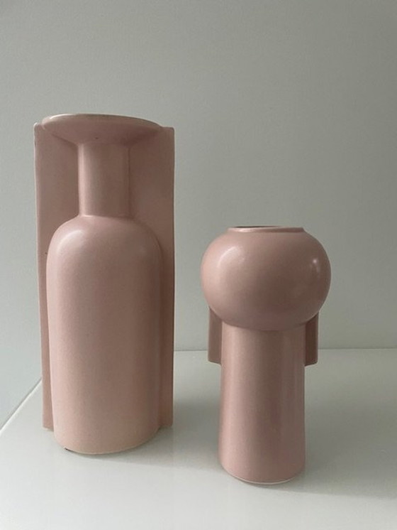 Image 1 of Set Van 2 Moderne Vazen In Zacht Oud Roze Kleur