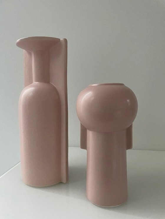 Image 1 of Set Van 2 Moderne Vazen In Zacht Oud Roze Kleur