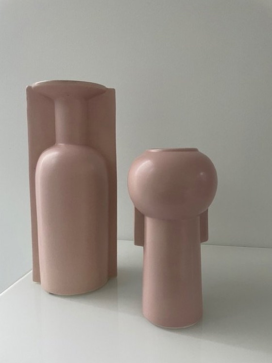 Image 1 of Set Van 2 Moderne Vazen In Zacht Oud Roze Kleur