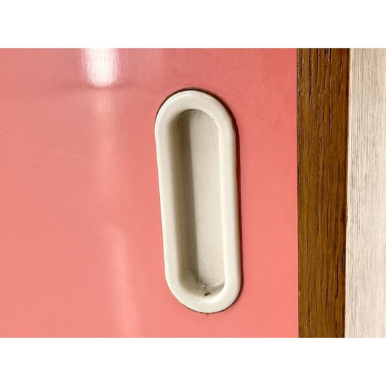 Image 1 of Mid-eeuws dressoir met schuifdeuren van Jindřich Jiroutek, 1960