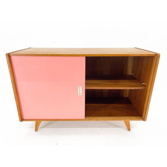 Image 1 of Mid-eeuws dressoir met schuifdeuren van Jindřich Jiroutek, 1960