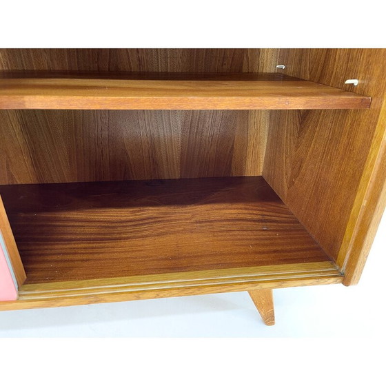 Image 1 of Mid-eeuws dressoir met schuifdeuren van Jindřich Jiroutek, 1960