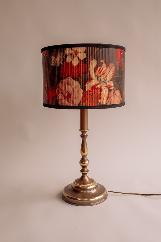 Image 1 of Vintage messing tafellamp met nieuwe bloemenkap