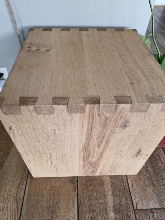 Image 1 of Vintage Sidetable Massief Eiken