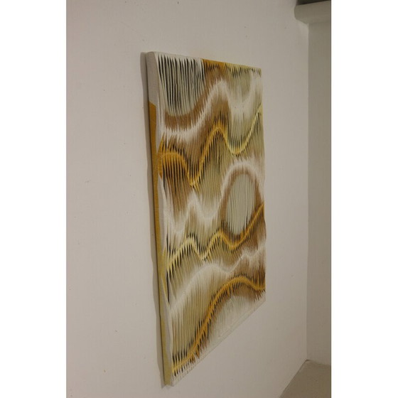 Image 1 of Vintage schilderij met golf- en reliëfeffect door plooien in gele tinten