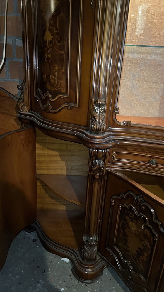 Image 1 of Italiaanse Barok Vitrinekast 