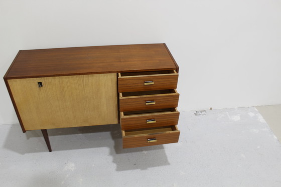 Image 1 of Vintage dressoir, schoenenkastje - hout, jaren '60