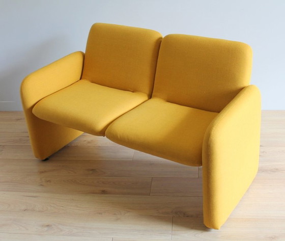 Image 1 of Sofa Pop Geel 1970-1980