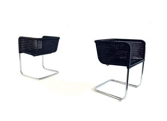 Image 1 of 2X D43 Cantilever Fauteuil, Tecta