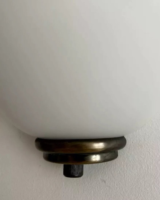 Image 1 of 2X Vintage Vianne Glas, Opaline en Messing Wandlampen, Domec Frankrijk 1970