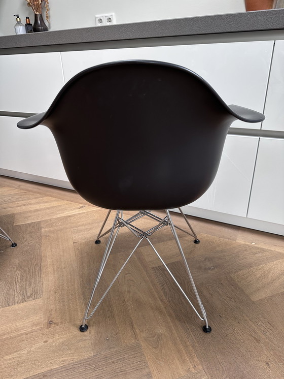 Image 1 of Vitra Eames Plastic Chair DAR Chroom