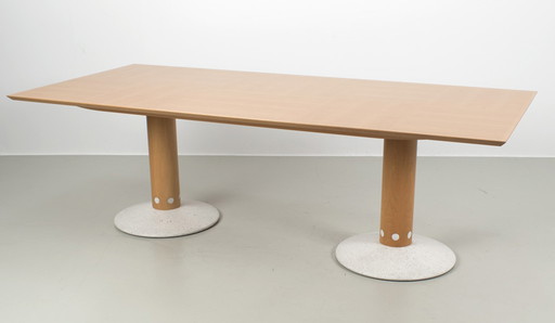 Arco ‘Diabolo’ eettafel by Arnold Merckx