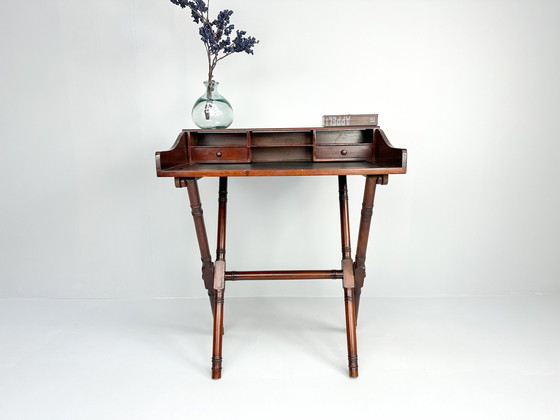 Image 1 of Vintage houten inklapbaar bureau met leren bovenkant