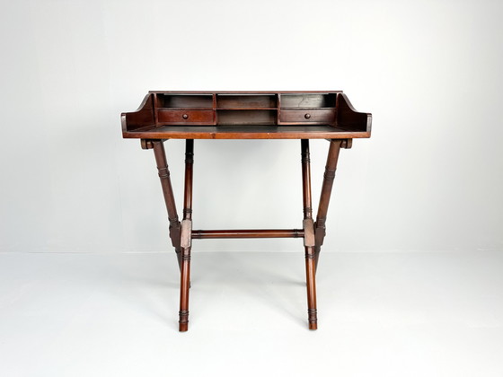 Image 1 of Vintage houten inklapbaar bureau met leren bovenkant