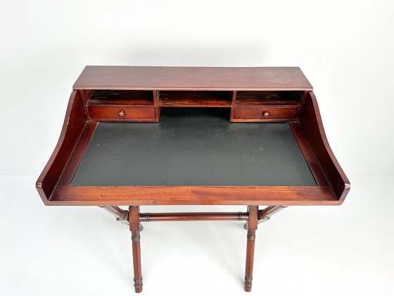 Image 1 of Vintage houten inklapbaar bureau met leren bovenkant