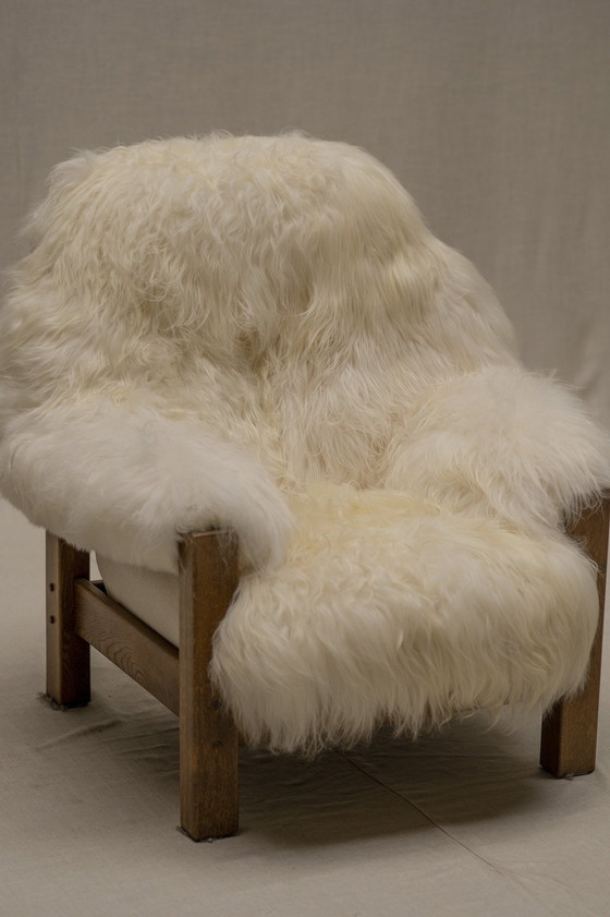 Image 1 of Fauteuil 'Yeti' in schapenbekleding