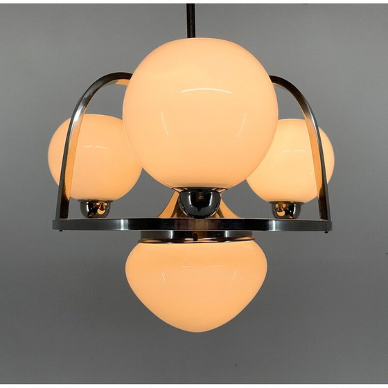 Image 1 of Vintage Art Deco kroonluchter van chroom en melkglas, jaren 1930