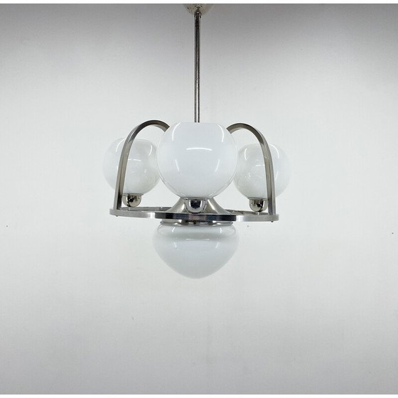 Image 1 of Vintage Art Deco kroonluchter van chroom en melkglas, jaren 1930