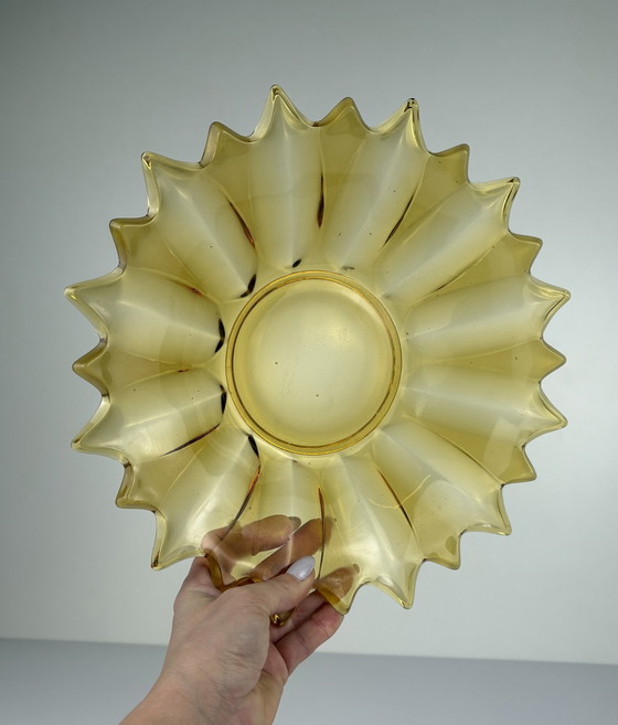 Image 1 of Art Deco Amber Kleurige Zonnebloem Schaal 