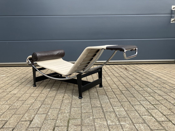 Image 1 of Cassina Lc4 Le Corbusier Chaise longue Écru Canvas ZGAN!!