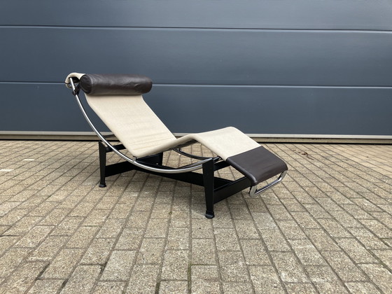 Image 1 of Cassina Lc4 Le Corbusier Chaise longue Écru Canvas ZGAN!!