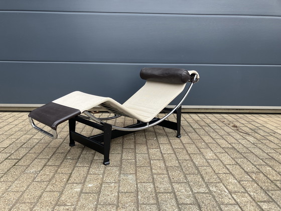 Image 1 of Cassina Lc4 Le Corbusier Chaise longue Écru Canvas ZGAN!!